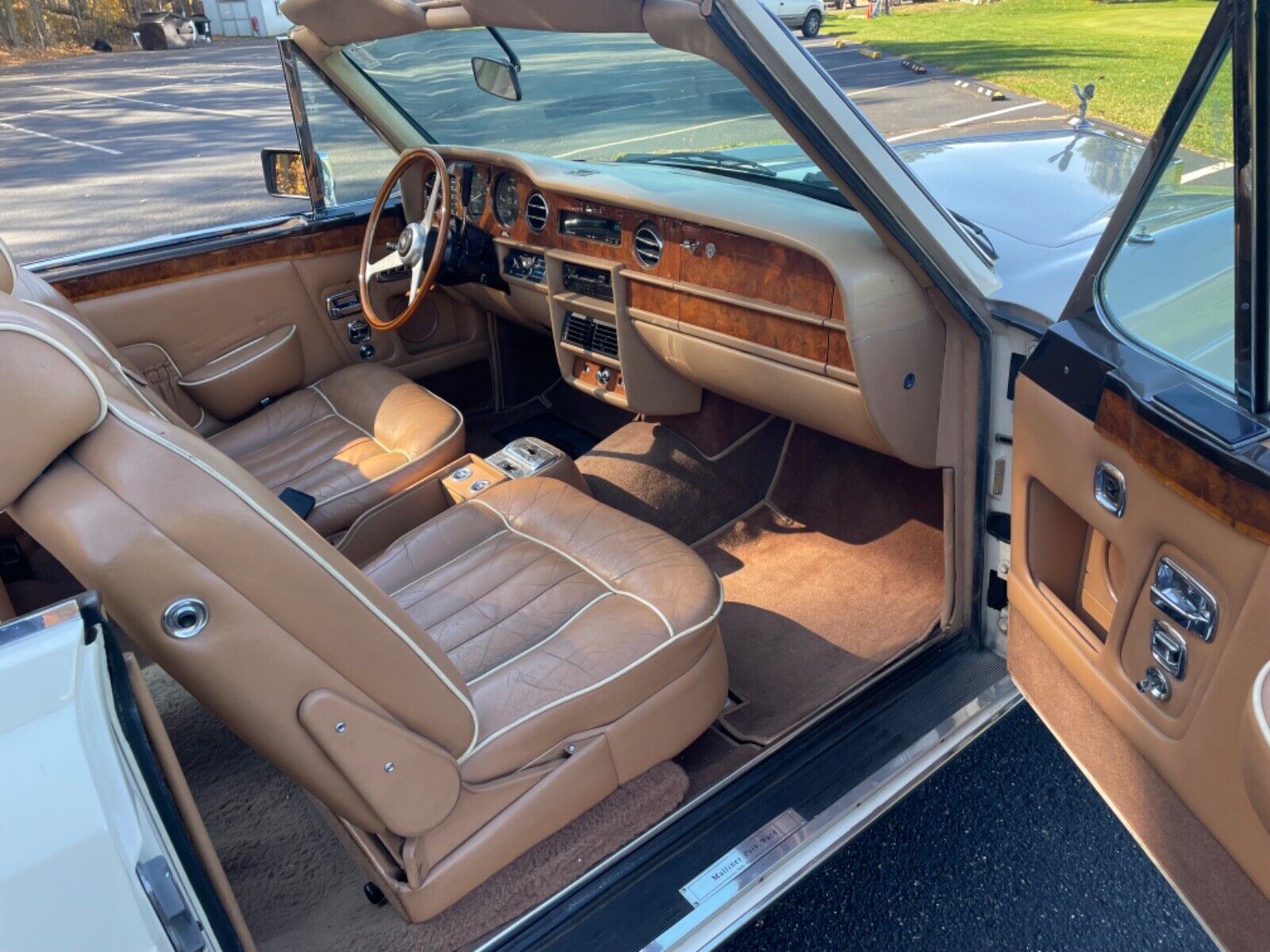 Rolls-Royce-Corniche-Cabriolet-1984-5