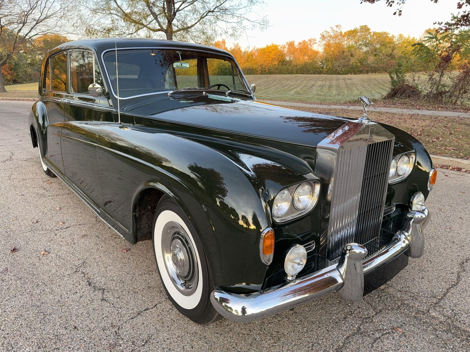 Rolls-Royce-Phantom-1964-2