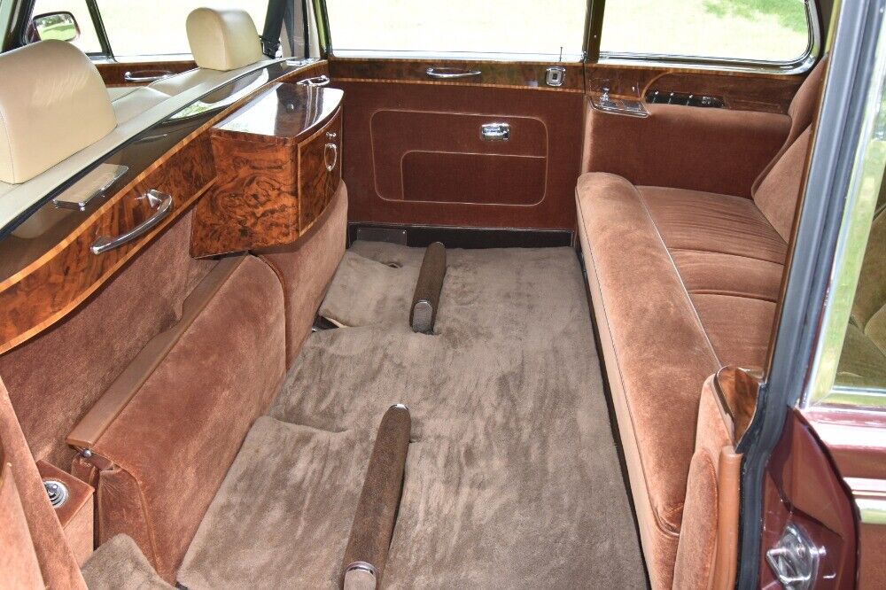 Rolls-Royce-Phantom-VI-1976-6