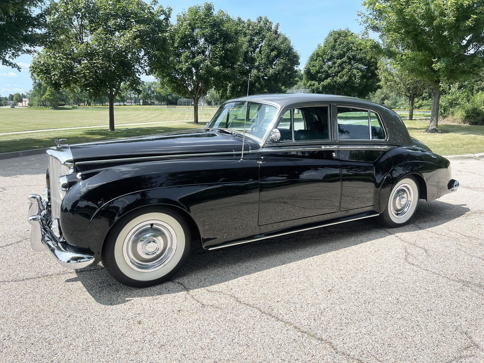 Rolls-Royce-Silver-Cloud-1958-8