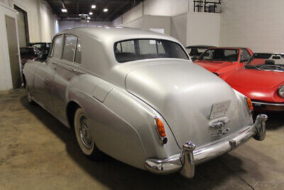 Rolls-Royce-Silver-Cloud-Berline-1962-2