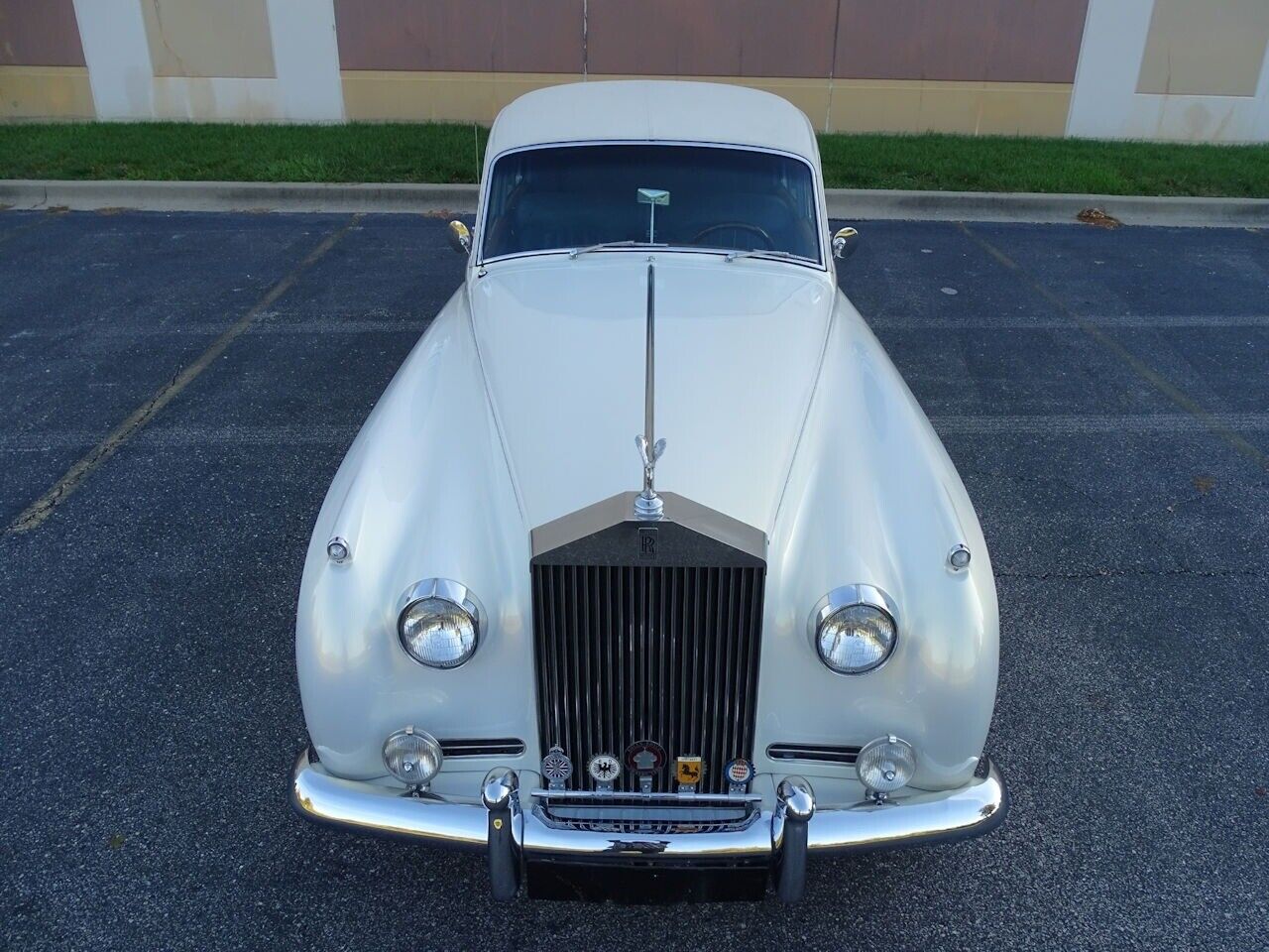 Rolls-Royce-Silver-Cloud-Berline-1962-9