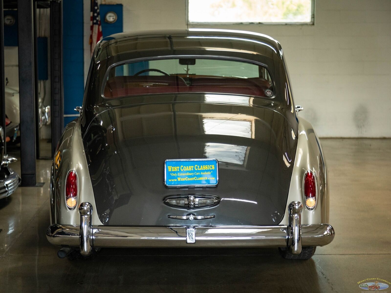 Rolls-Royce-Silver-Cloud-I-Berline-1957-16