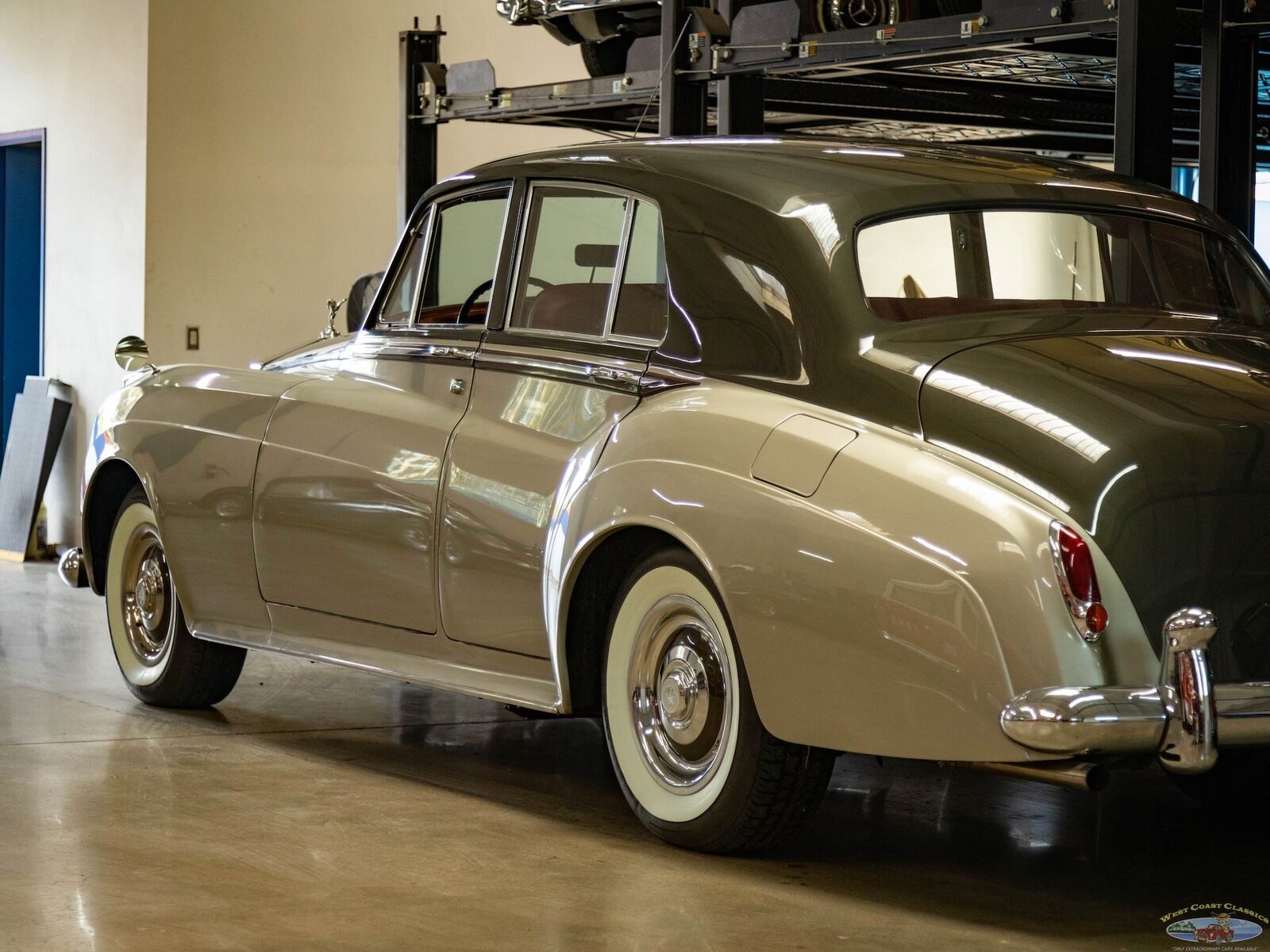 Rolls-Royce-Silver-Cloud-I-Berline-1957-21