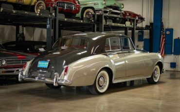 Rolls-Royce-Silver-Cloud-I-Berline-1957-23