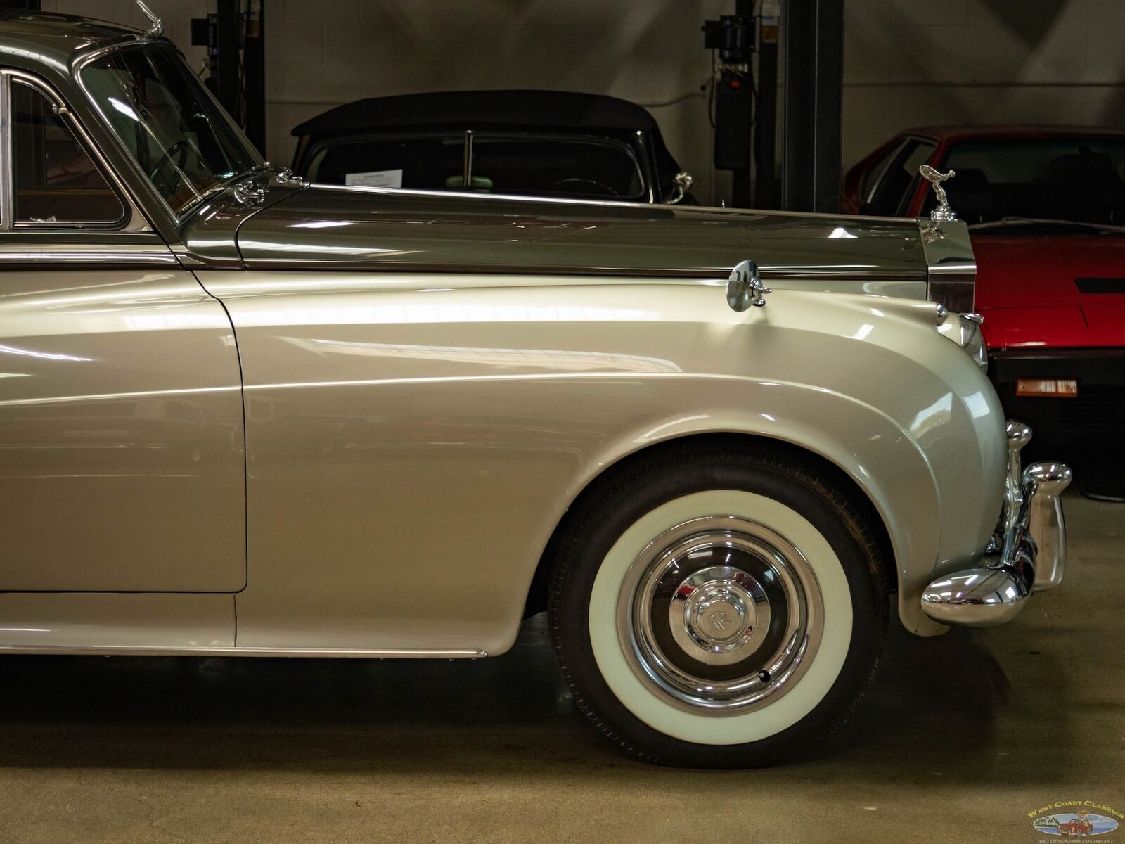 Rolls-Royce-Silver-Cloud-I-Berline-1957-3