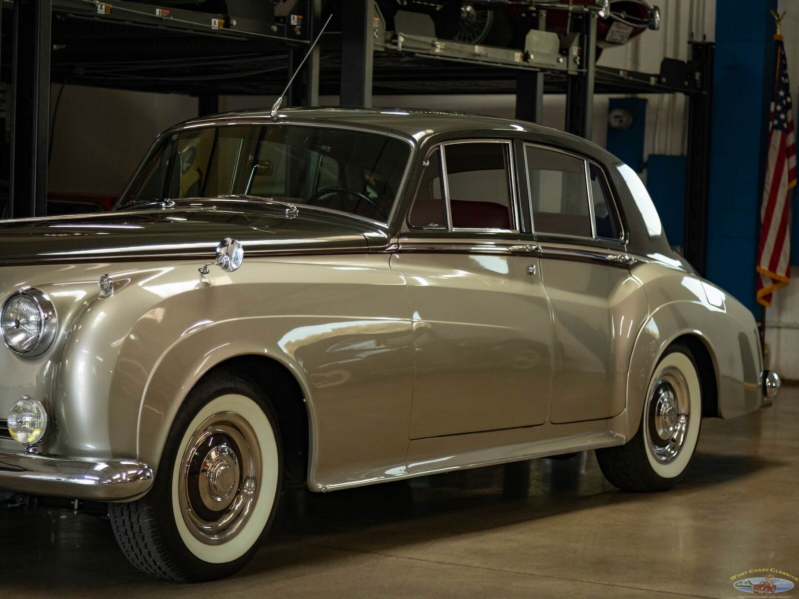 Rolls-Royce-Silver-Cloud-I-Berline-1957-8