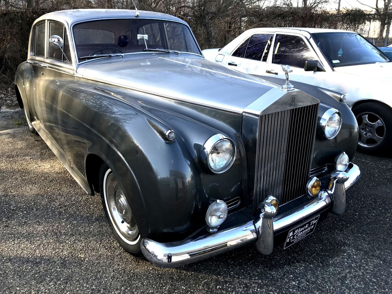 Rolls-Royce-Silver-Cloud-II-Limousine-1960-4