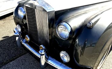 Rolls-Royce-Silver-Cloud-II-Limousine-1960-6