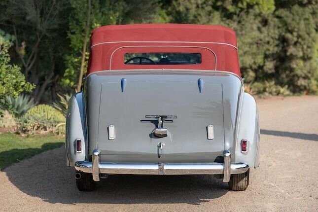 Rolls-Royce-Silver-Dawn-Drophead-Coupe-1954-3