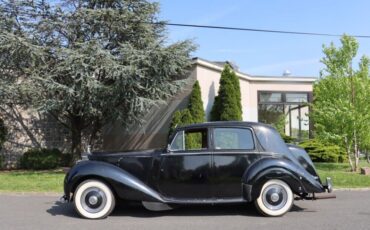 Rolls-Royce-Silver-Dawn-LHD-1951-3