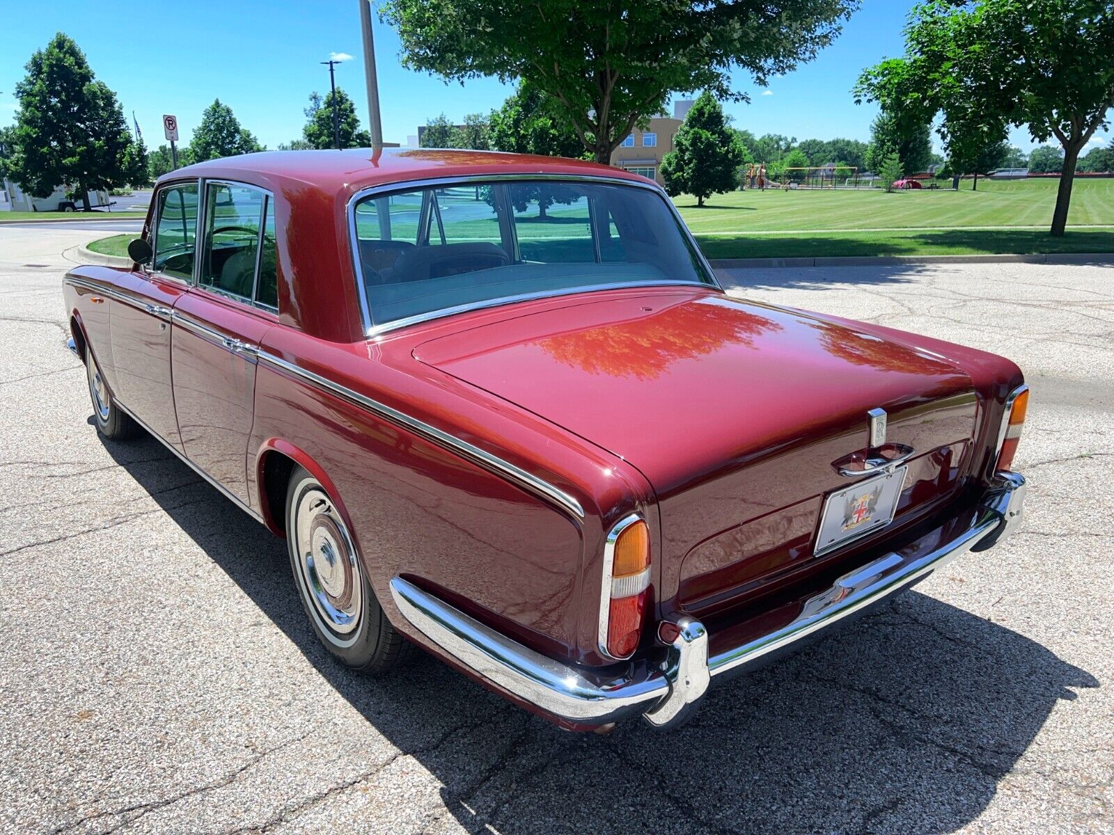 Rolls-Royce-Silver-Shadow-1966-9