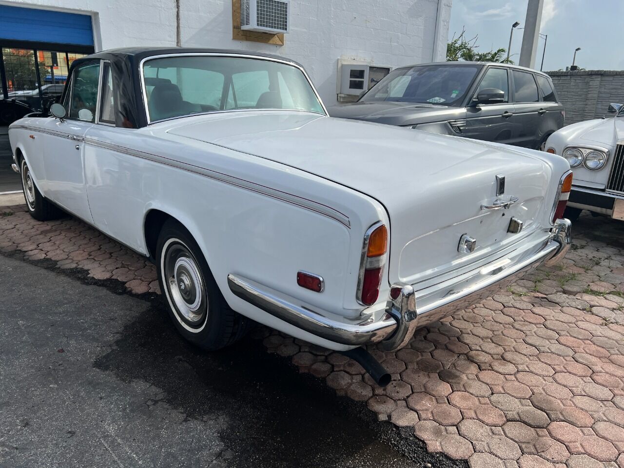 Rolls-Royce-Silver-Shadow-1973-1