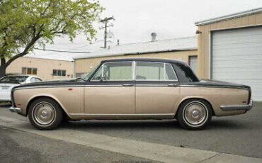 Rolls-Royce-Silver-Shadow-Berline-1969-2