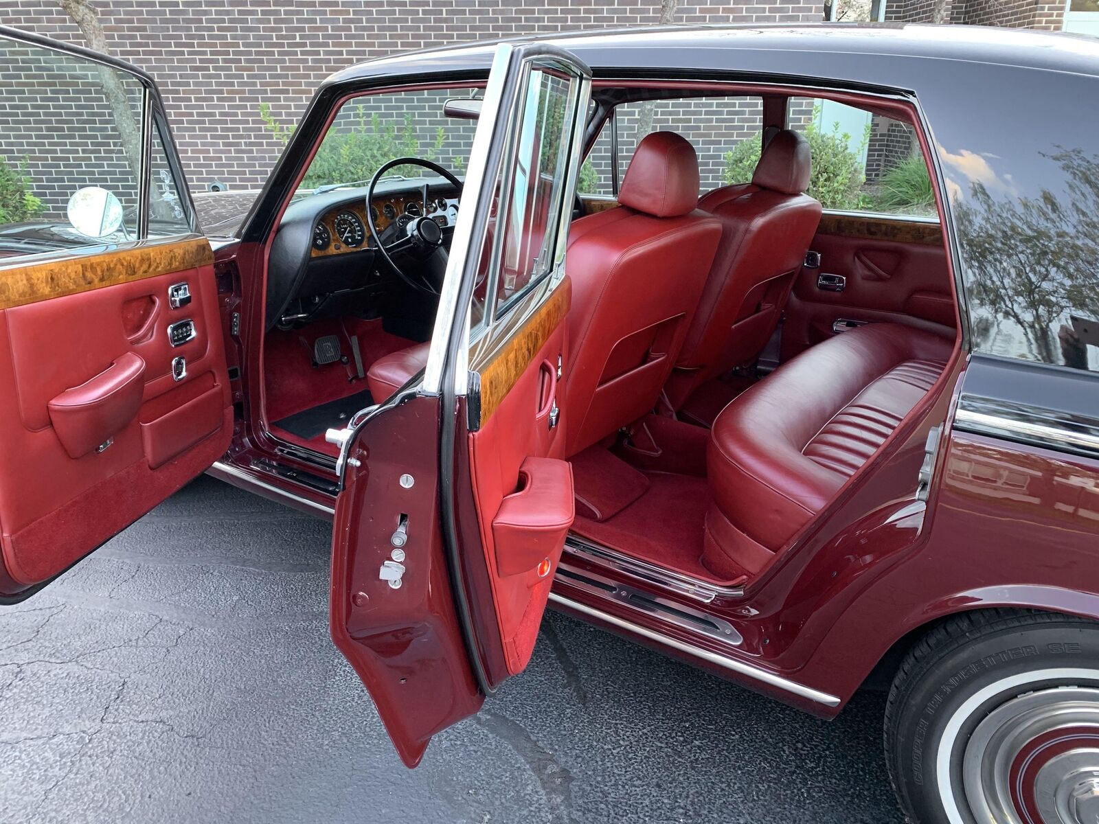 Rolls-Royce-Silver-Shadow-Berline-1969-20