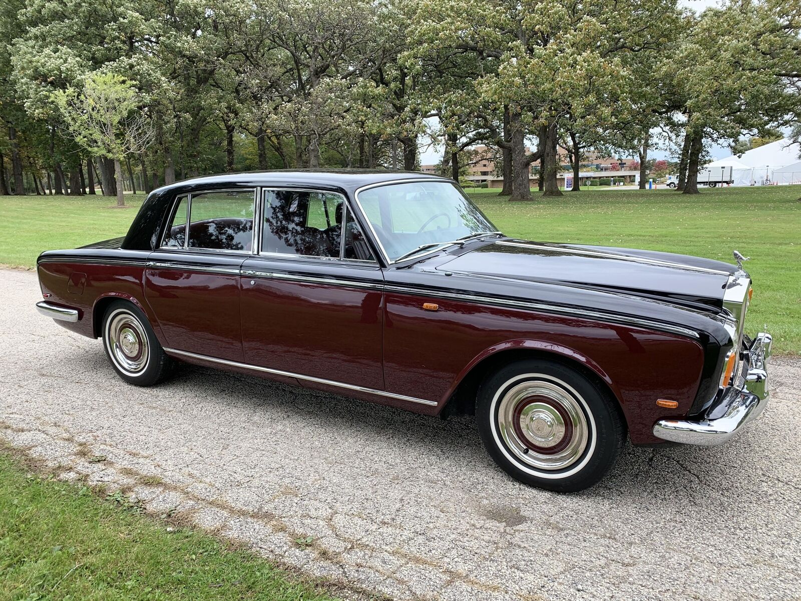 Rolls-Royce-Silver-Shadow-Berline-1969-7