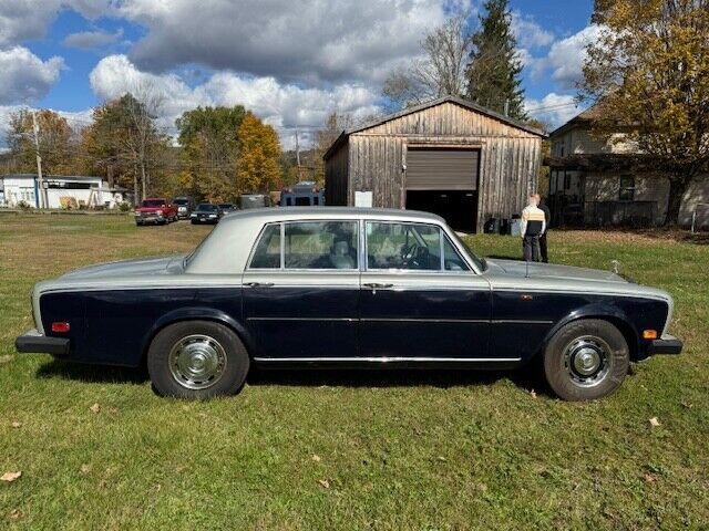 Rolls-Royce-Silver-Shadow-Berline-1979-4