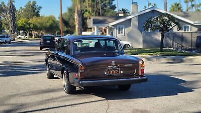 Rolls-Royce-Silver-Shadow-Berline-1979-7