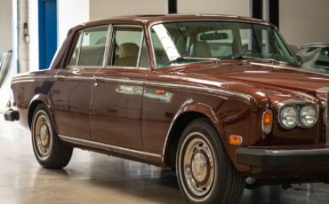 Rolls-Royce-Silver-Shadow-II-Berline-1979-10