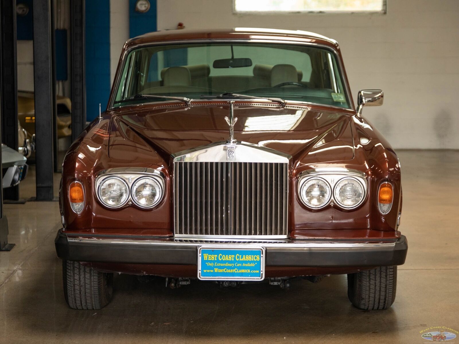 Rolls-Royce-Silver-Shadow-II-Berline-1979-12