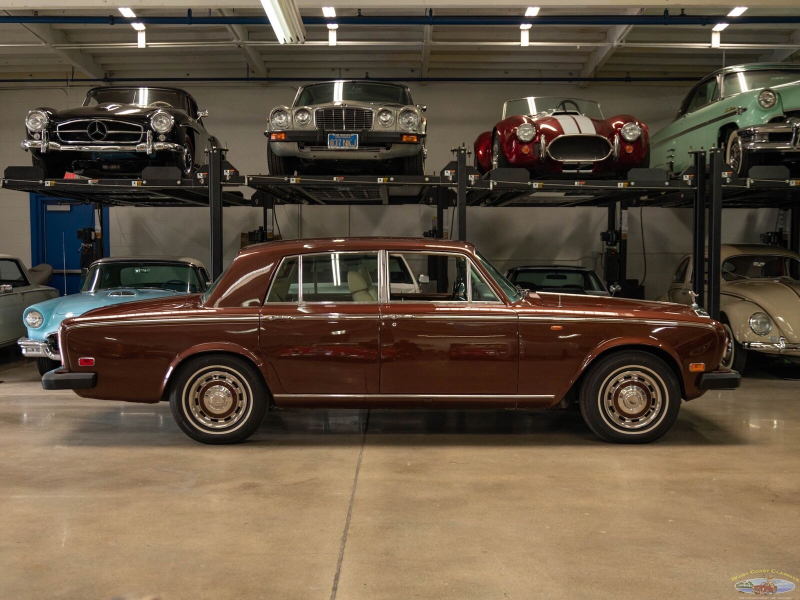 Rolls-Royce-Silver-Shadow-II-Berline-1979-2