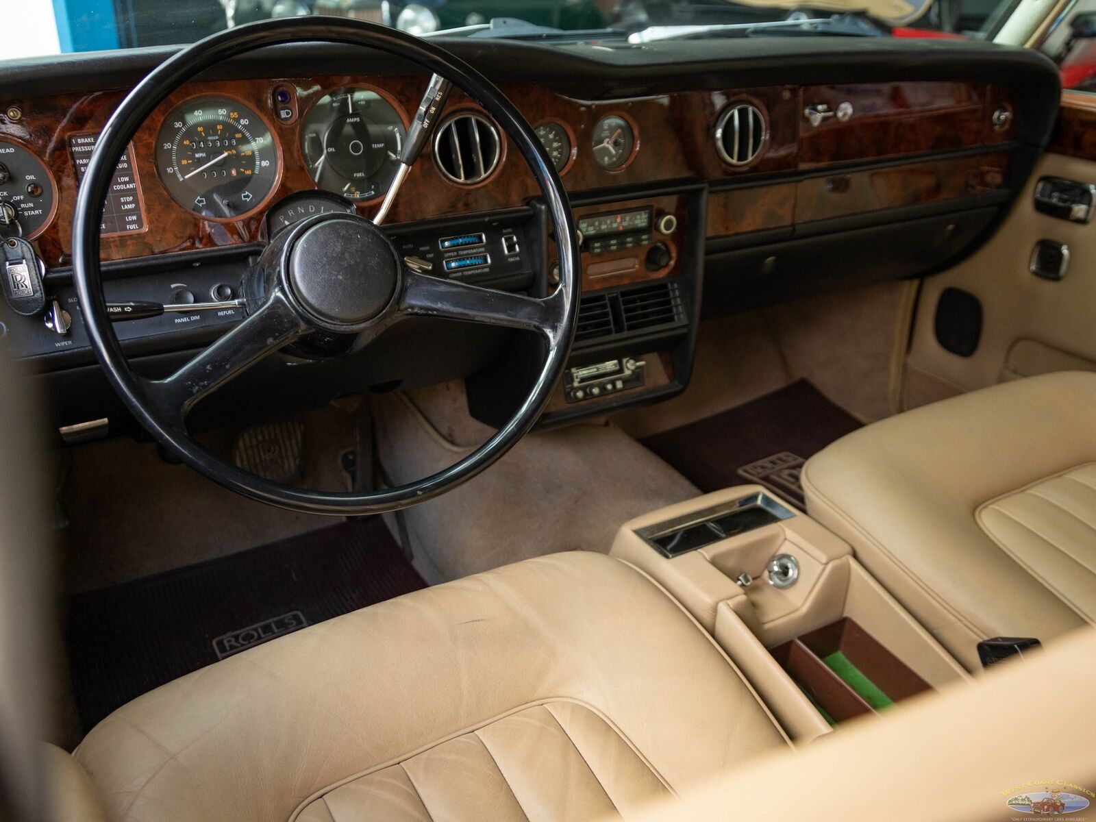 Rolls-Royce-Silver-Shadow-II-Berline-1979-26