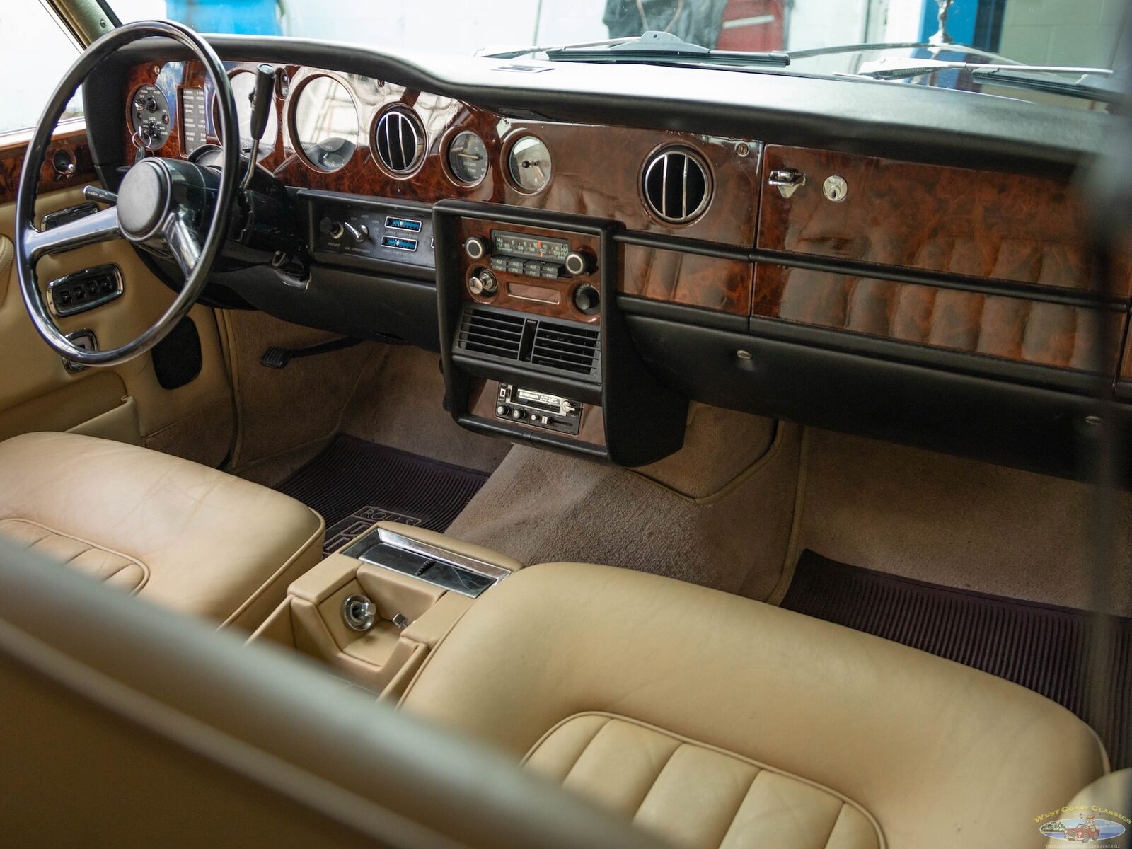 Rolls-Royce-Silver-Shadow-II-Berline-1979-32