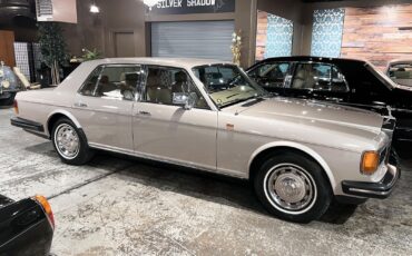 Rolls-Royce-Silver-SpiritSpurDawn-1982-13