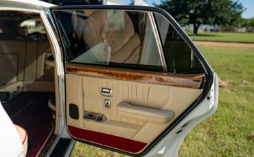 Rolls-Royce-Silver-SpiritSpurDawn-1985-35