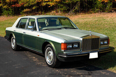 Rolls-Royce-Silver-SpiritSpurDawn-Berline-1982-11