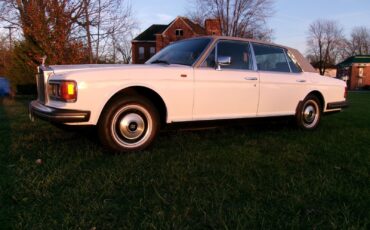 Rolls-Royce-Silver-SpiritSpurDawn-Berline-1983-1