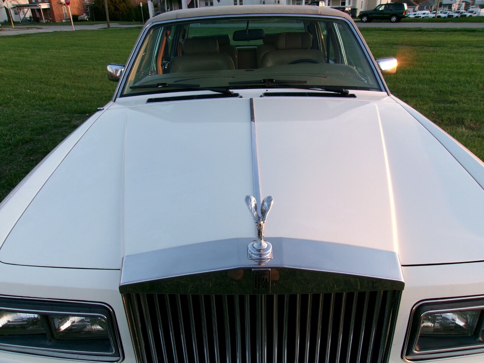 Rolls-Royce-Silver-SpiritSpurDawn-Berline-1983-12