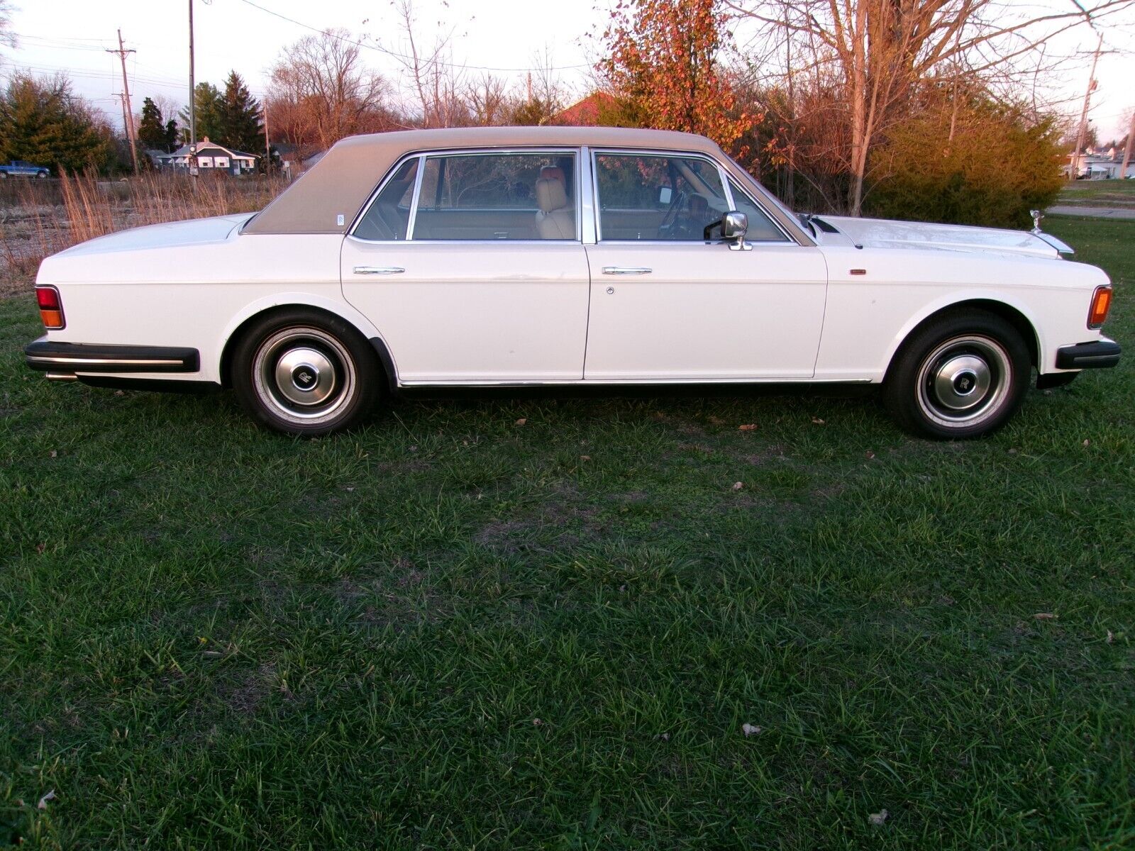 Rolls-Royce-Silver-SpiritSpurDawn-Berline-1983-32