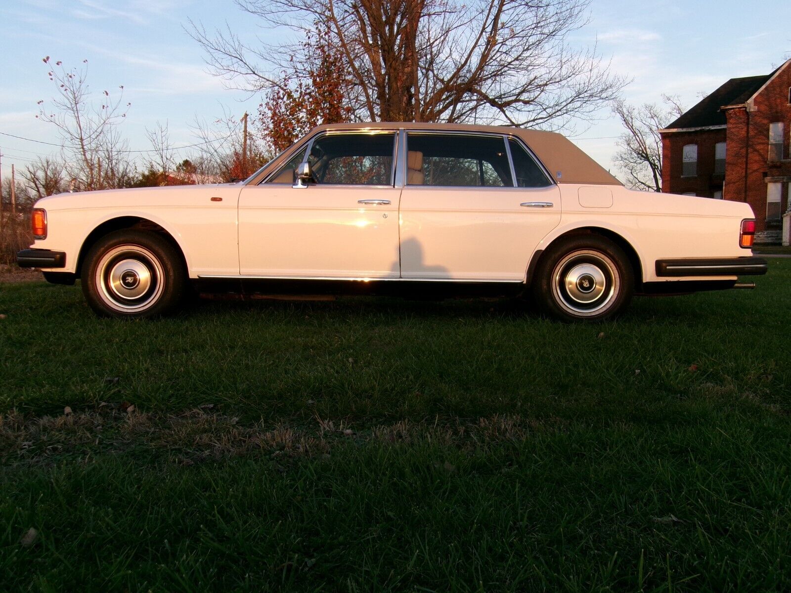 Rolls Royce Silver Spirit/Spur/Dawn Berline 1983