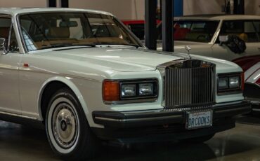 Rolls-Royce-Silver-SpiritSpurDawn-Berline-1991-11