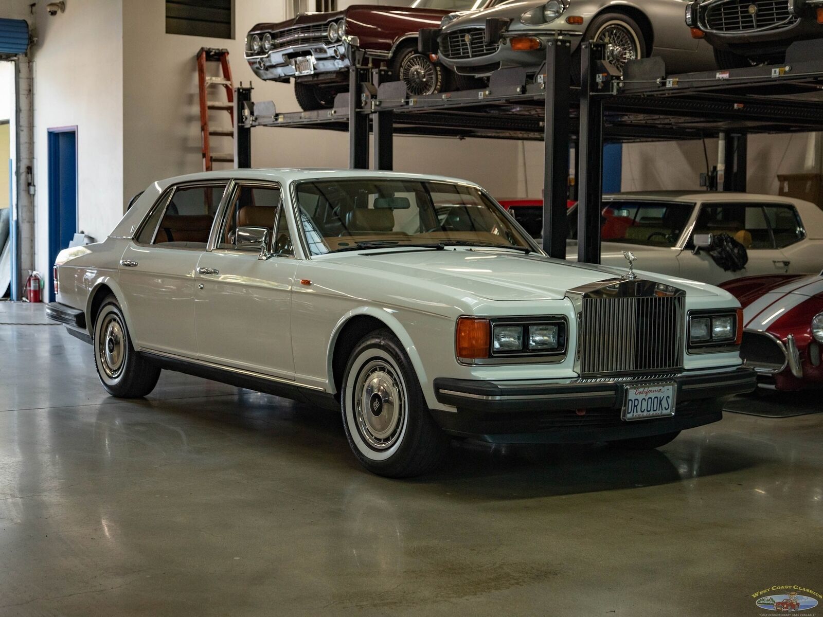 Rolls-Royce-Silver-SpiritSpurDawn-Berline-1991-9