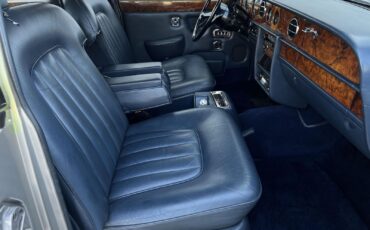 Rolls-Royce-Silver-Wraith-II-1977-30