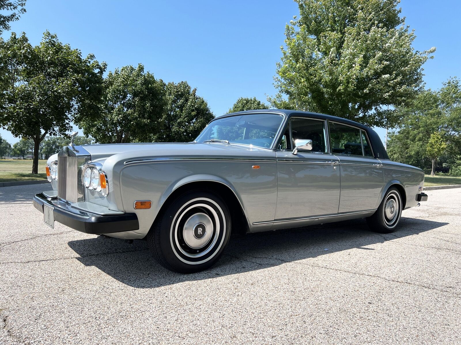 Rolls-Royce-Silver-Wraith-II-1977-36