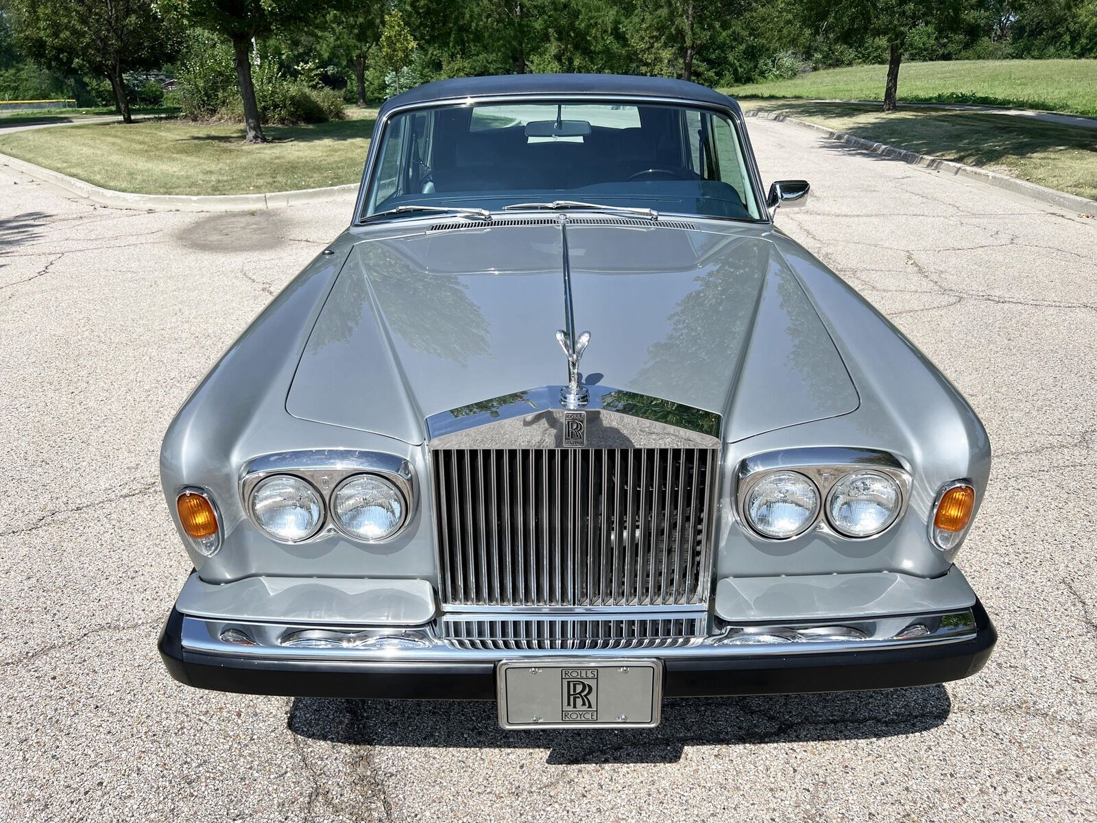 Rolls-Royce-Silver-Wraith-II-1977-5