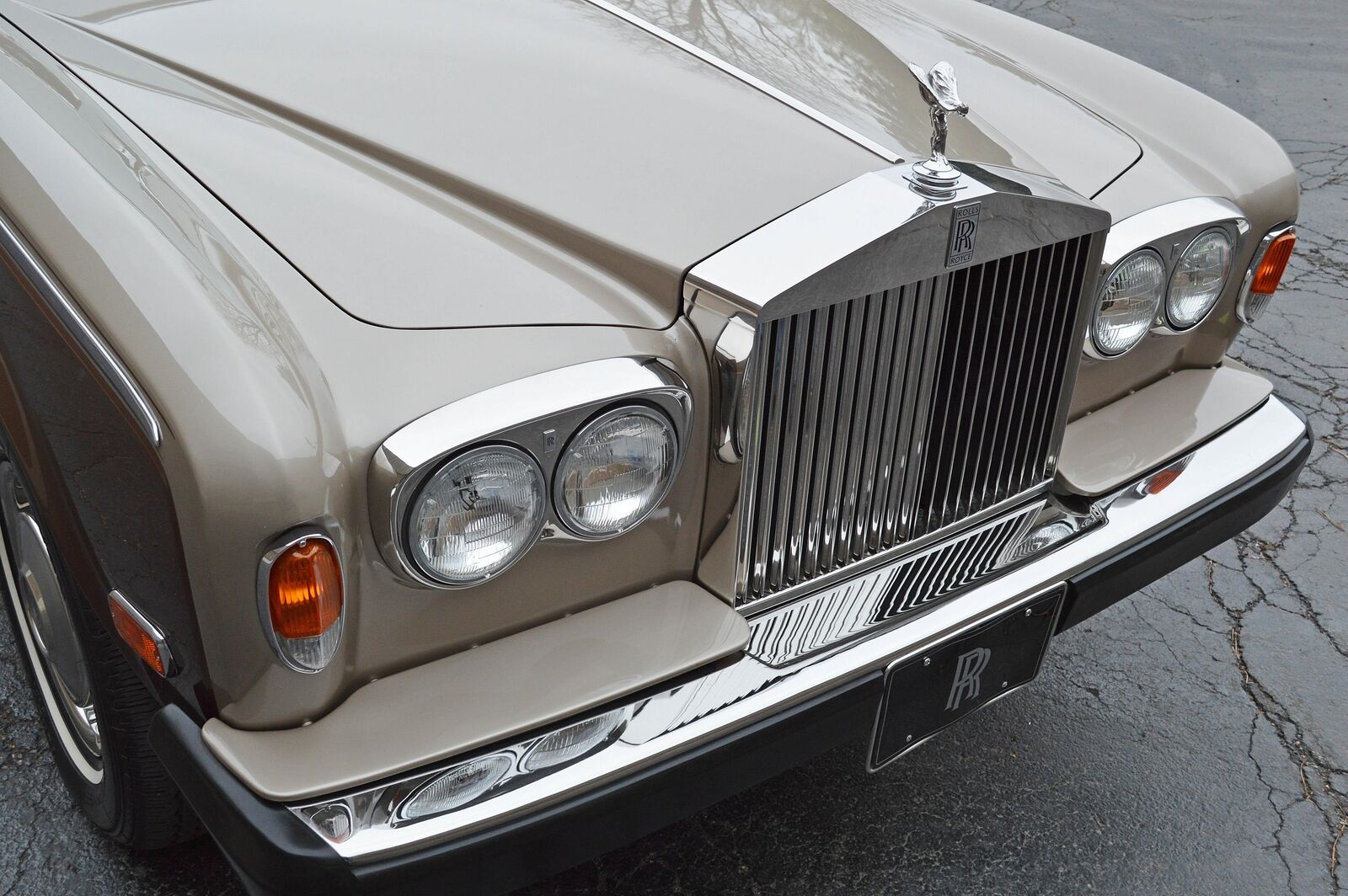 Rolls-Royce-Silver-Wraith-II-1979-39