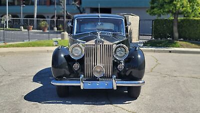 Rolls-Royce-Wraith-Limousine-1952-2