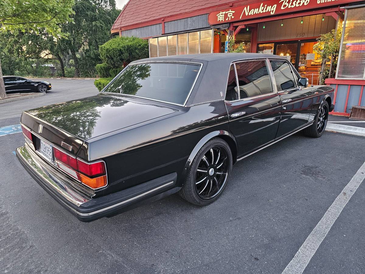 Rolls-royce-Silver-spur-1984-2