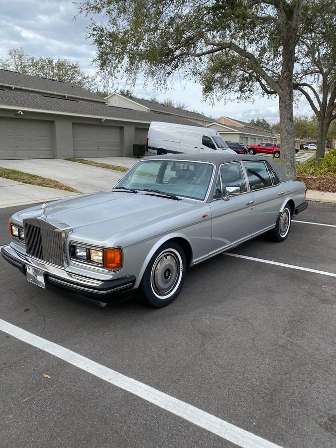 Rolls-royce-Silver-spur-1989-2