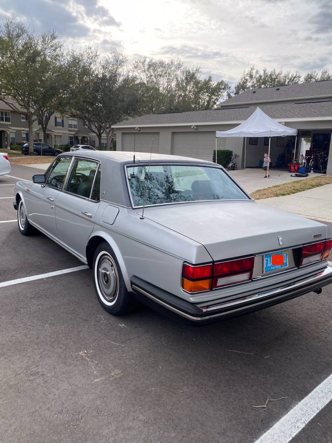 Rolls-royce-Silver-spur-1989-4