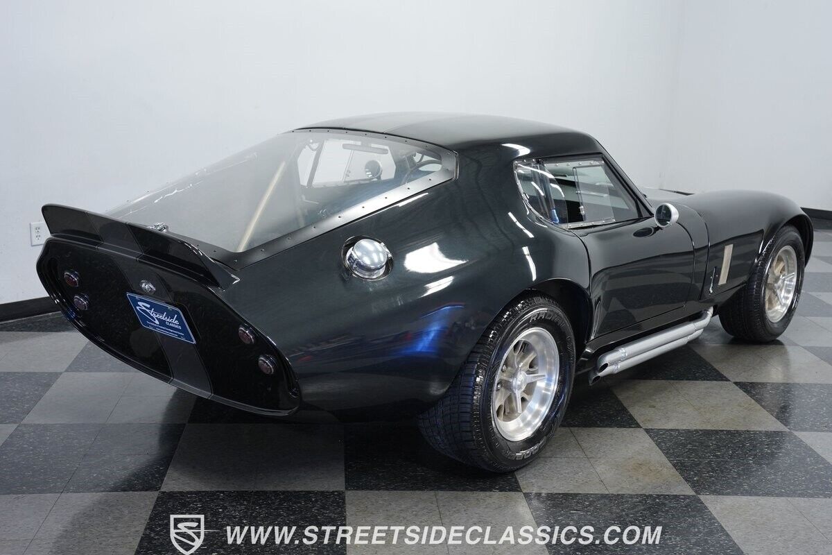 Shelby-Daytona-Coupe-1965-10