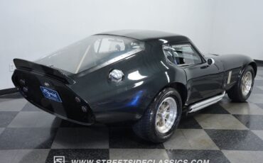 Shelby-Daytona-Coupe-1965-10