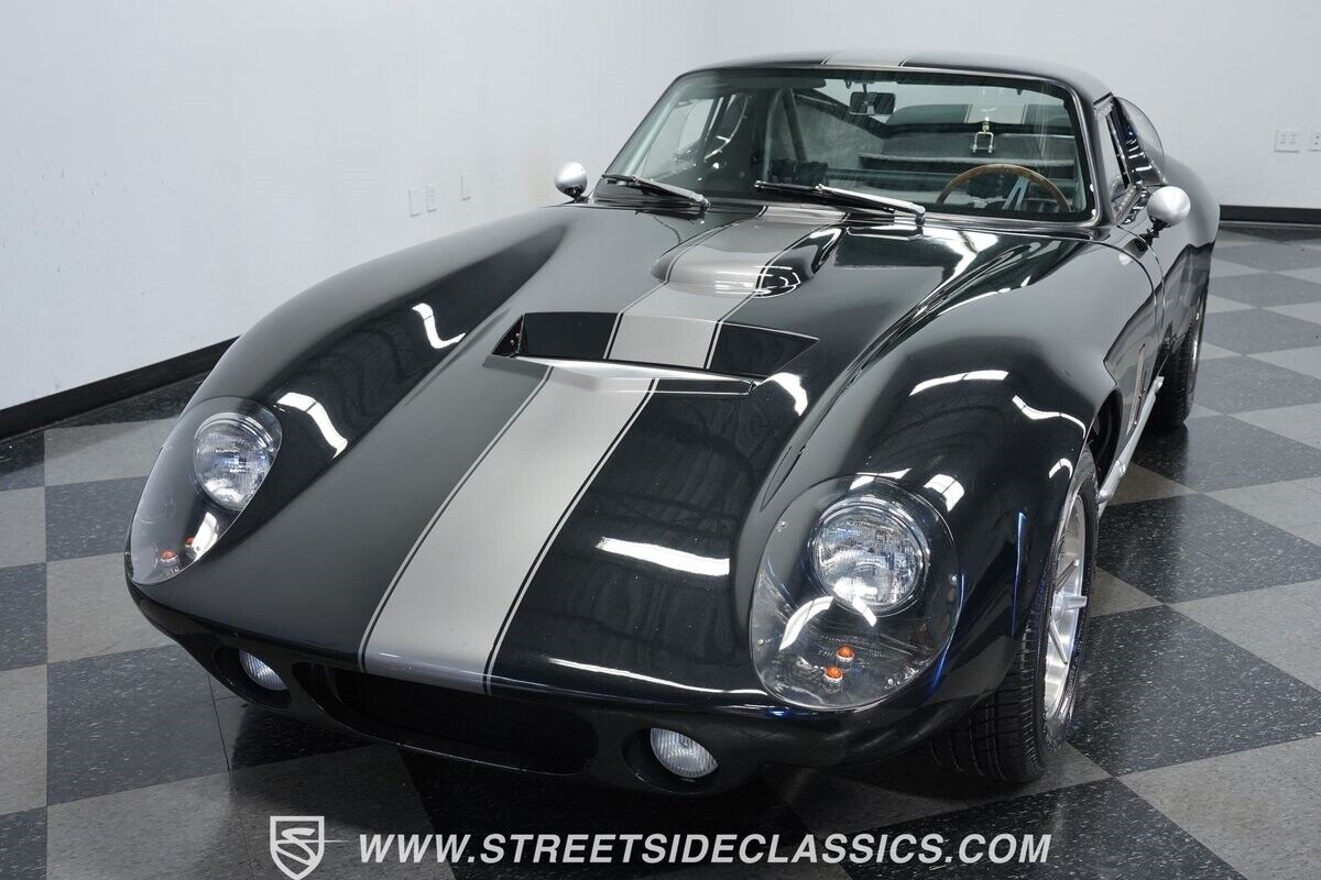 Shelby-Daytona-Coupe-1965-16