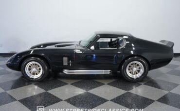 Shelby-Daytona-Coupe-1965-2