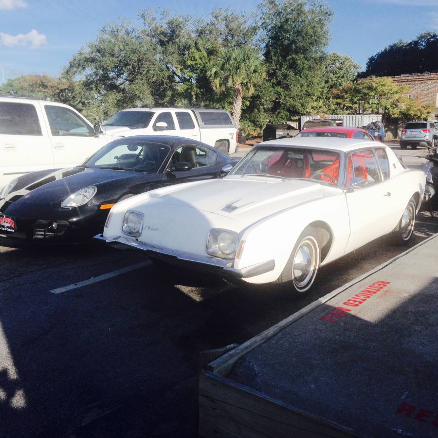 Studebaker-Avanti-1963-18