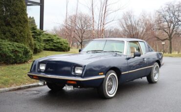 Studebaker-Avanti-II-1985-1